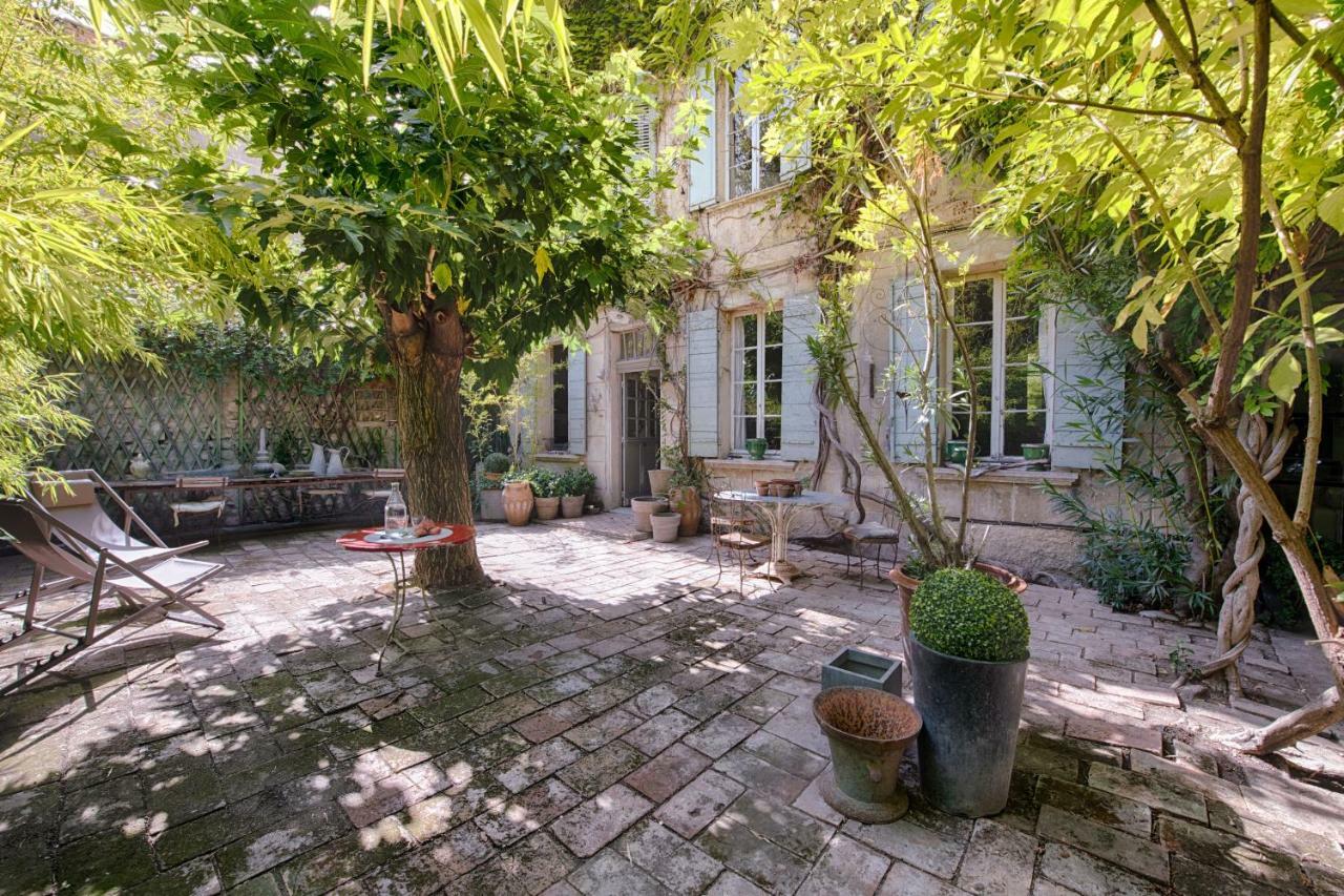 Maison Xixe Et Jardin En Intramuros Avignon Luaran gambar